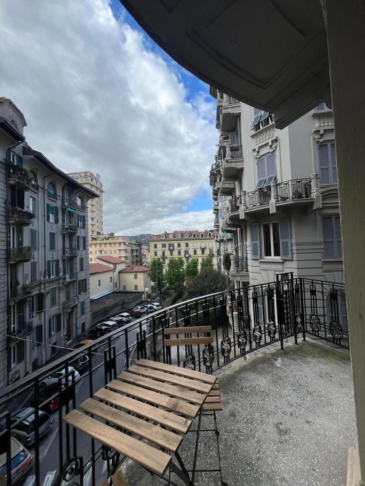 20 Settembre Rooms La Spezia Exteriör bild